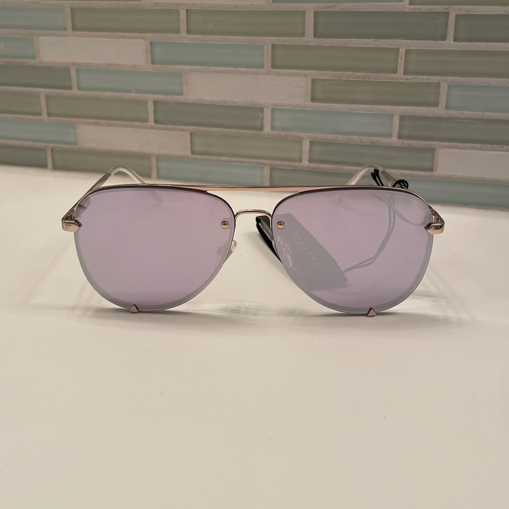 Quay Australia High Key Mini 126 Rimless Aviator